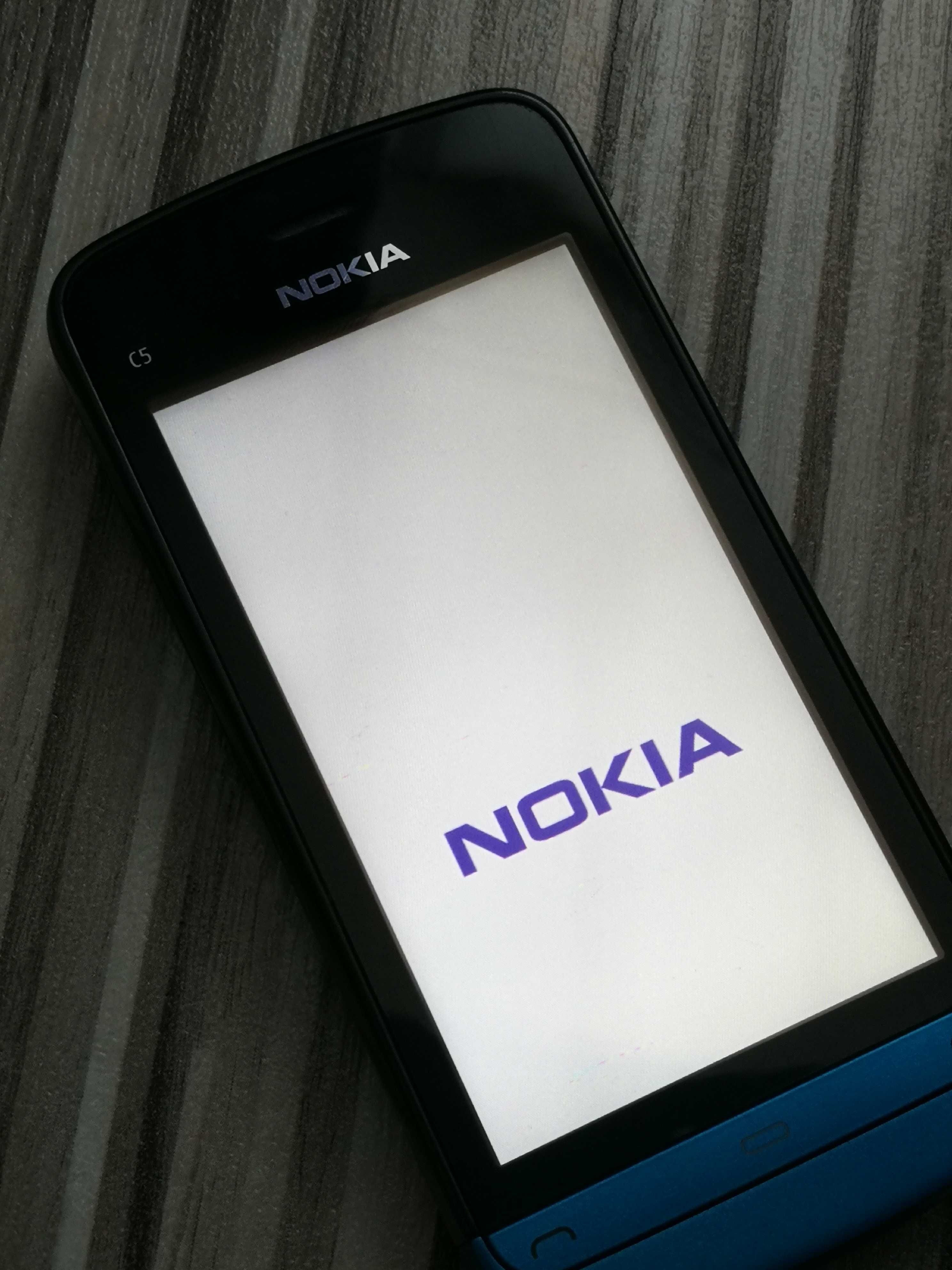 Vand Nokia C5-03