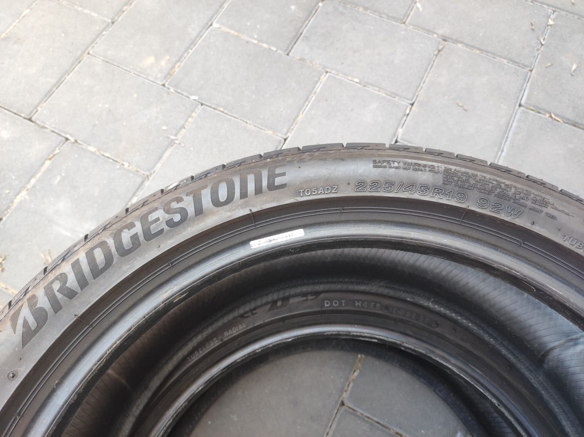 Set 4 cauciucuri 225.45.R19 92W Bridgestone vara Turanza, Dot 2019