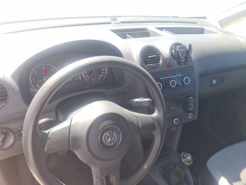 Vand urgent Caddy 2014 1.6 TDI 4400 euro