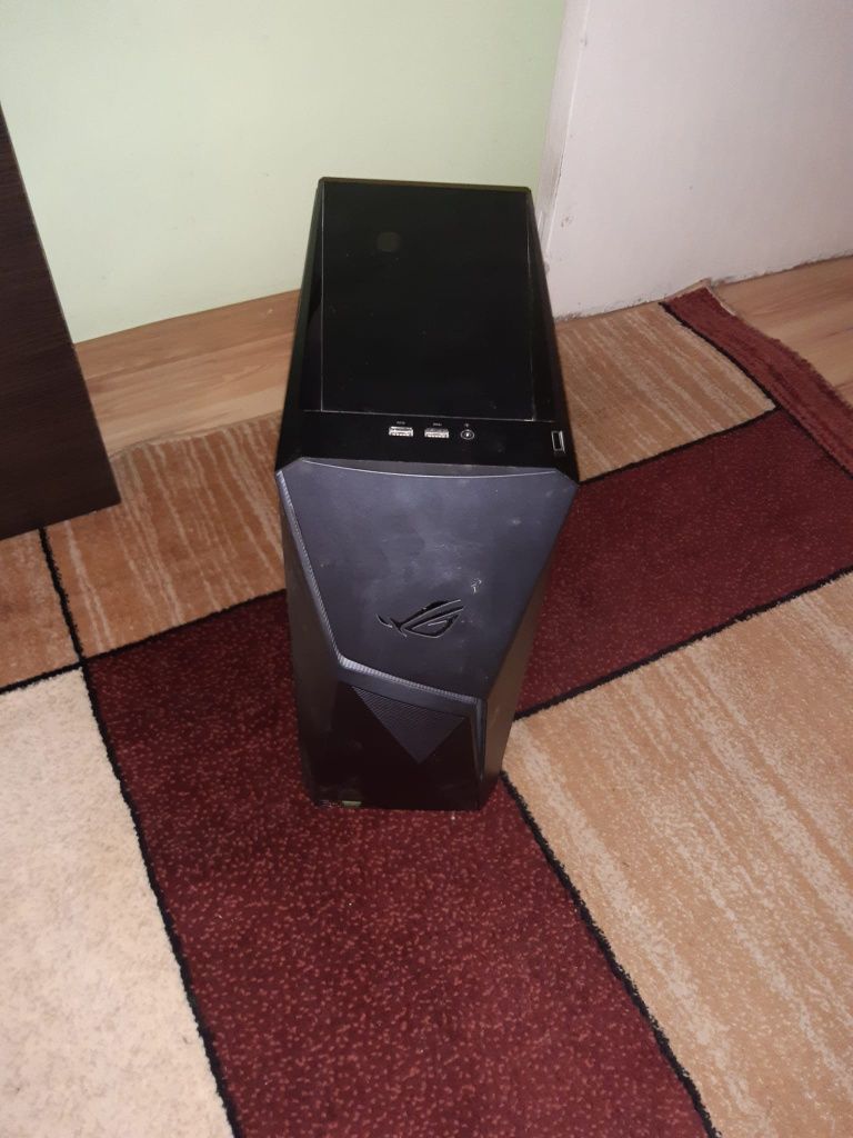 Vând PC gaming rog