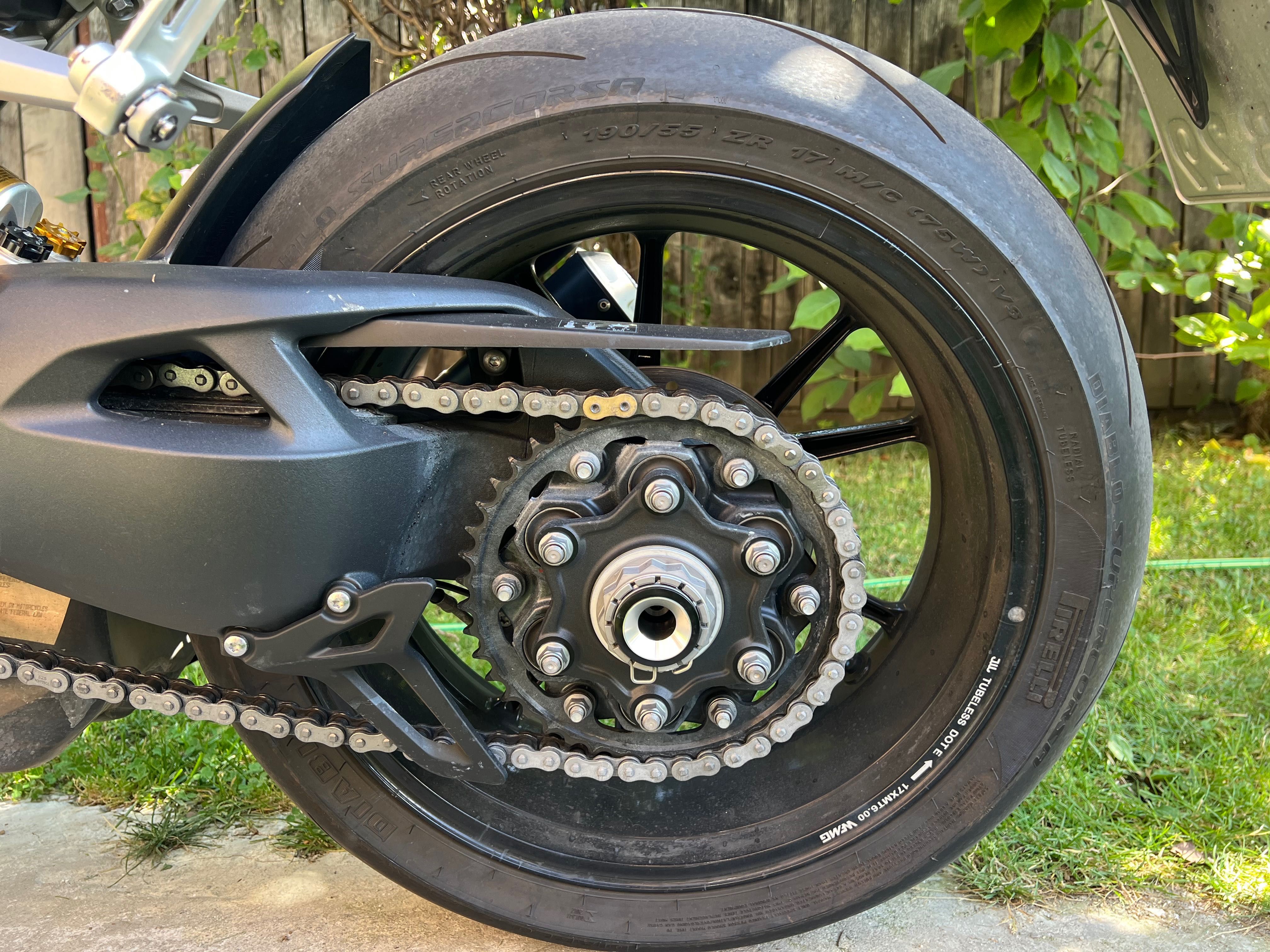 Vând Triumph Speed Triple 1200 RS Carnival Red