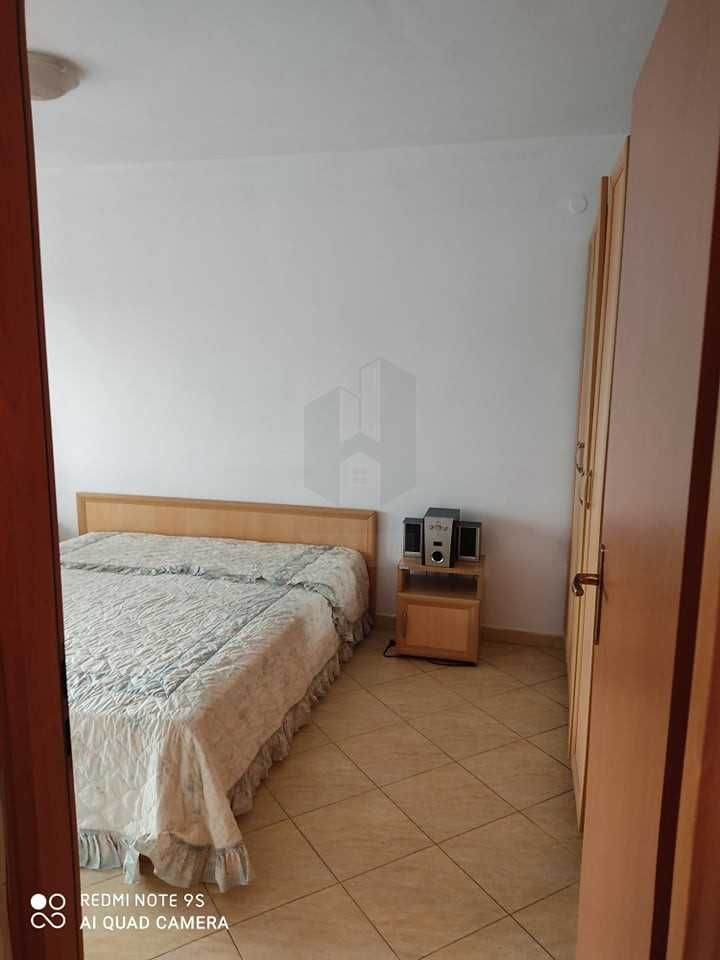 Дава се под наем Тристаен апартамент в Бургас, Акациите - 80 кв.м за 341.7 € - Снимка #2