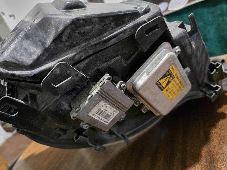 Dynamic xenon BMW e60 / завиващи префейс фарoве е60