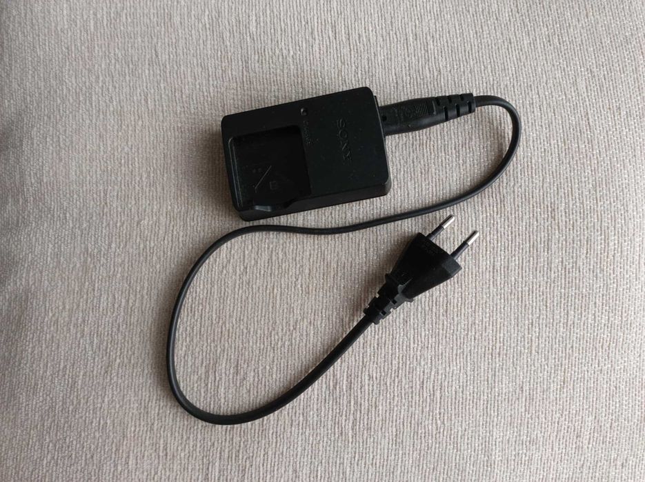 Компактен дигитален фотоапарат SONY Cybershot, Carl Zeiss