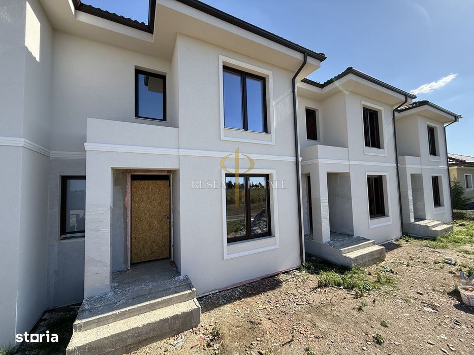 Casă înșiruită cu 3 camere| Calea Urseni - Giroc