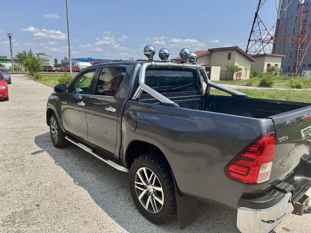 Toyota Hilux 2016