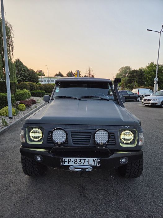 Vând Nissan Patrol 2.8 GR autoutilitară