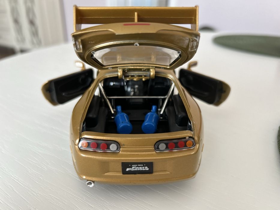 Jada macheta auto Toyota Supra din Fast And Furios