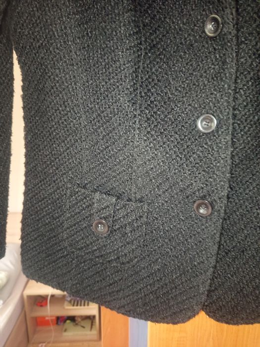 Дамско черно сако  46 размер