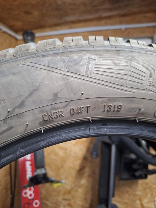 Anvelope All Season 215 55 r17 XL Continental Taurus