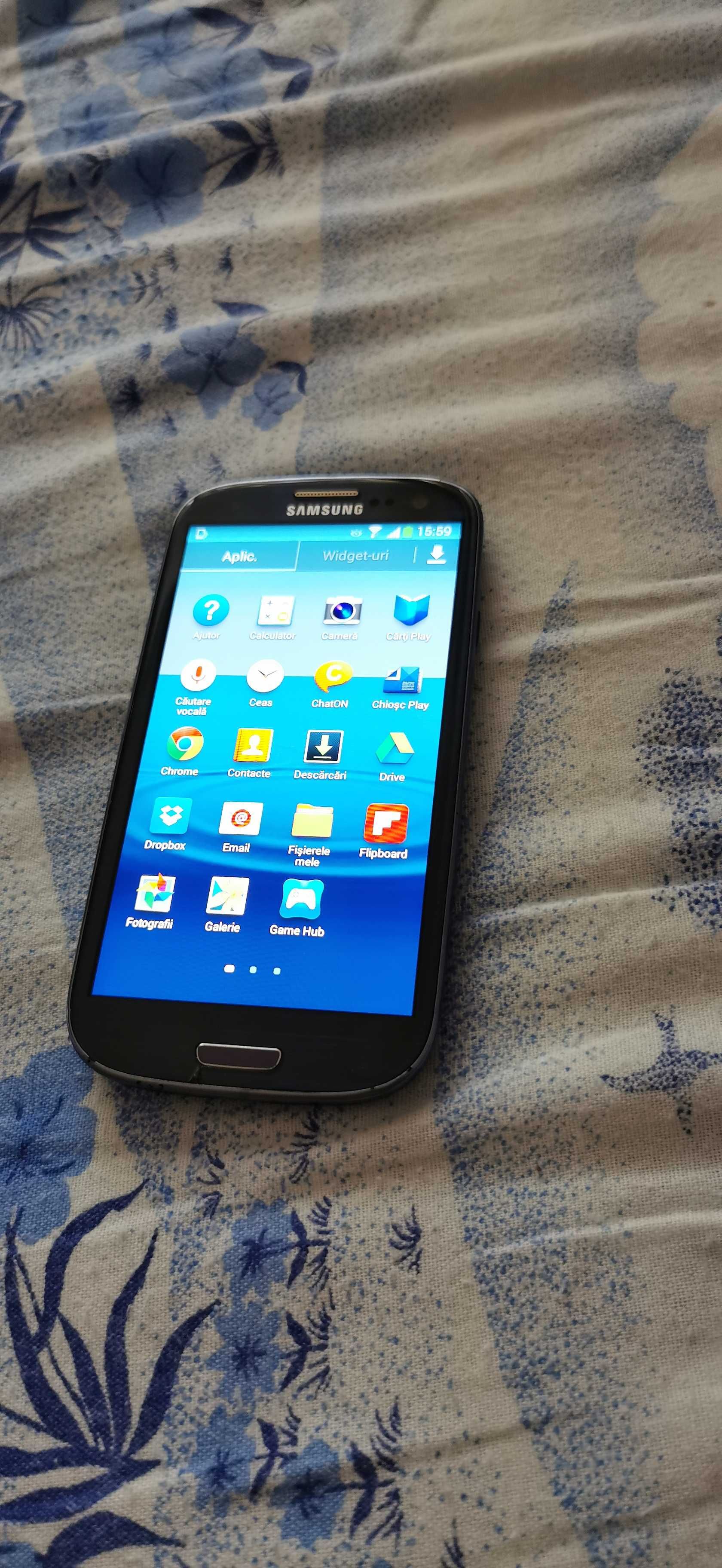 Telefon Mobil Samsung Galaxy SIII s3  I9300 16GB red La Fleur