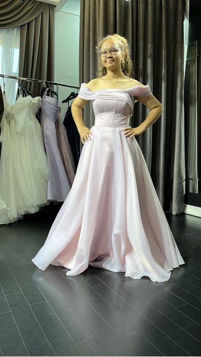 Вечернее платье размер 44-46