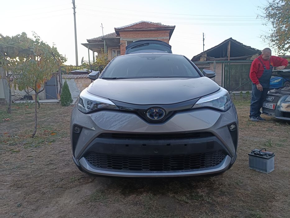 Toyota c-hr  на части chr ch-r тойота цхр 1.8 hybrid
