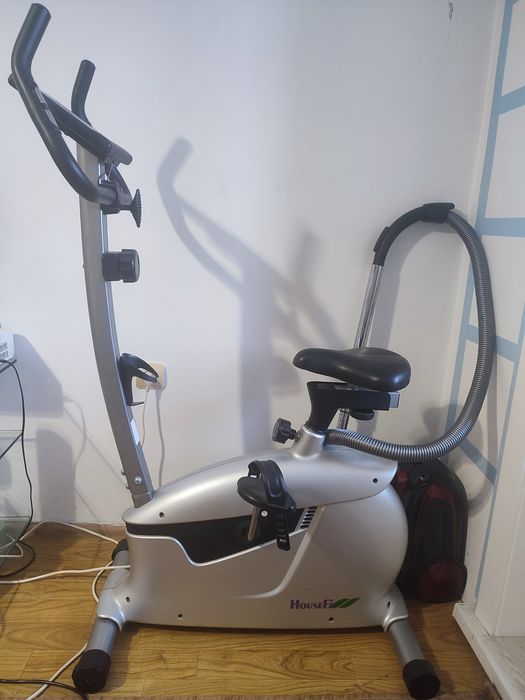 Продам велотренажёр в отличном состоянии