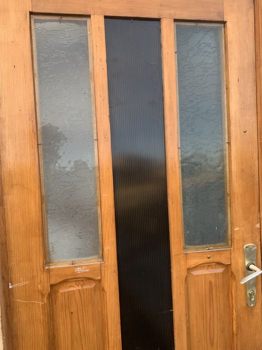 usi lemn masiv second hand