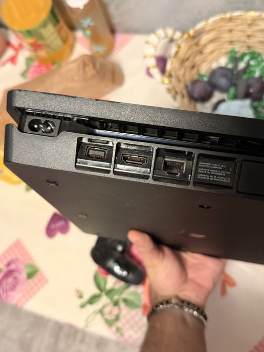Vand ps4 slim 500GB