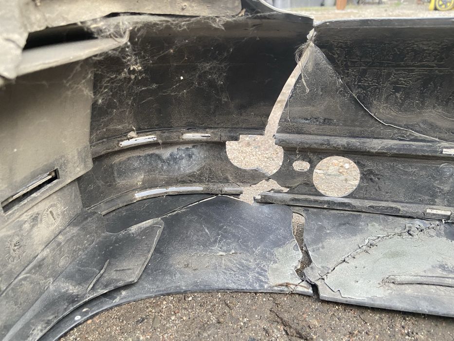 Бампер задний БМВ Е34.