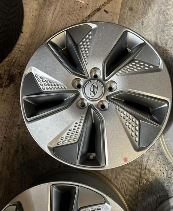 Hyundai santafe джанти 17 цола