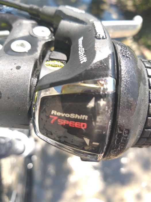 Vând bicicleta rockrider 5.1