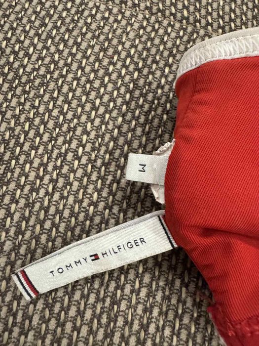 Оригинално бюстие/горнище на бански  Tommy Hilfiger