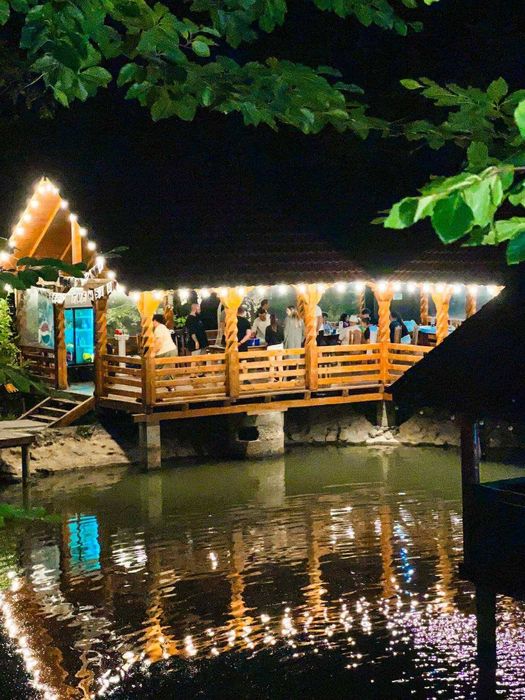 Cabana cu piscina și ciubar Maramures