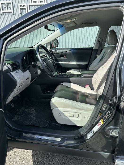 Lexus RX450hbaterie hybride inlocuita