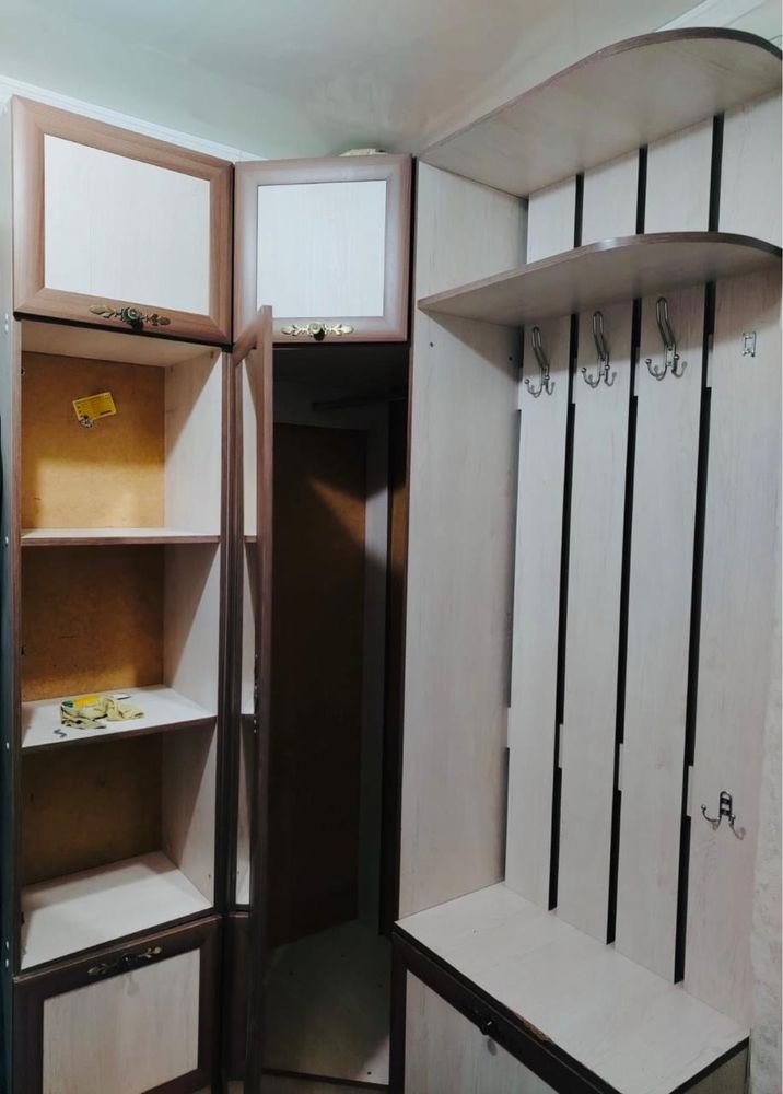 Продам прихожую