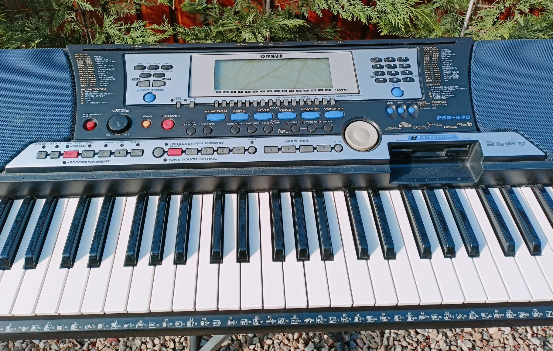 Yamaha PSR 540, nu Korg, Roland, aranjor, orga, pian