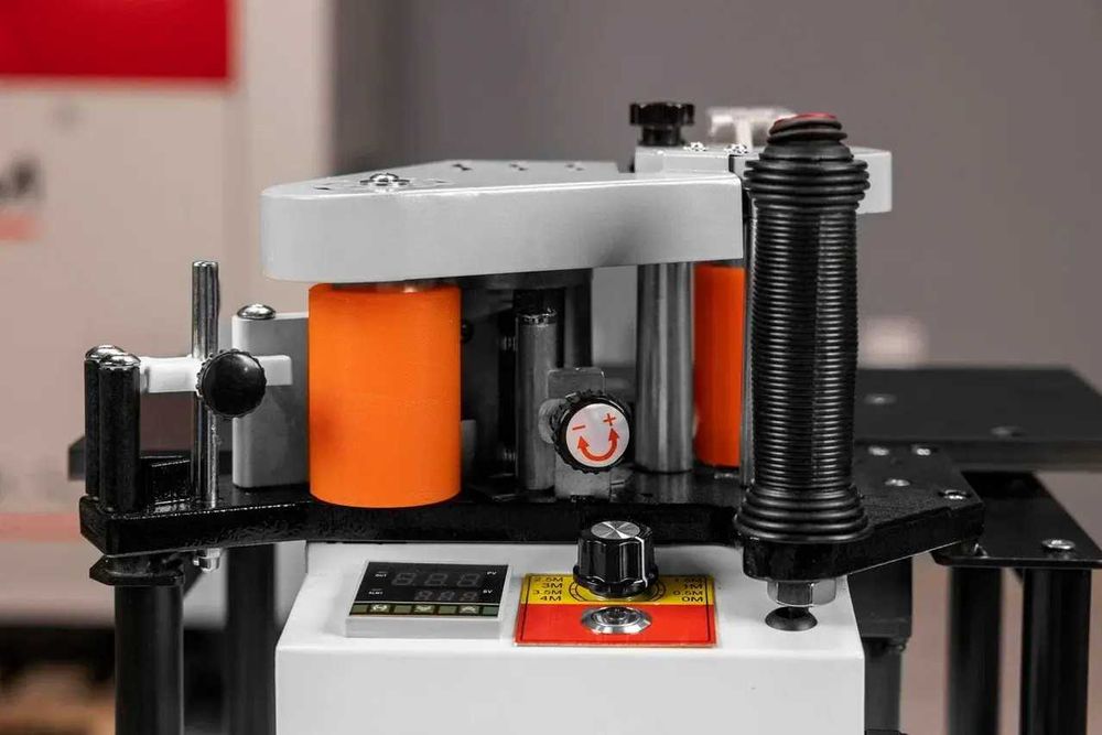 Ручной кромкооблицовочный станок