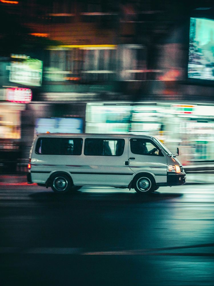 Comfortable Minibus Rental in Uzbekistan – Airport Pickup, City Tours