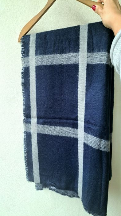 Шалове и зимна шапка