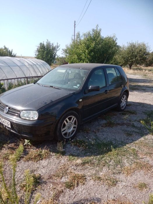 VW Голф 4 1999г.