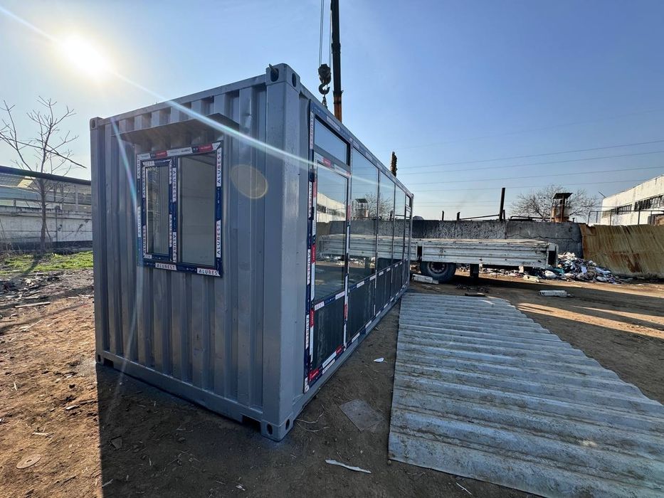 Konteyner Жилье Гостевой дом из морских контейнеров Ofis Magazin