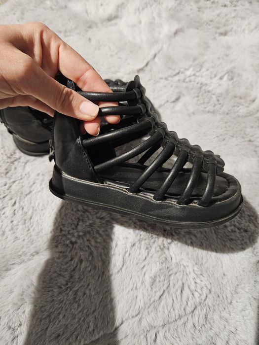 Sandale fetite marime 26