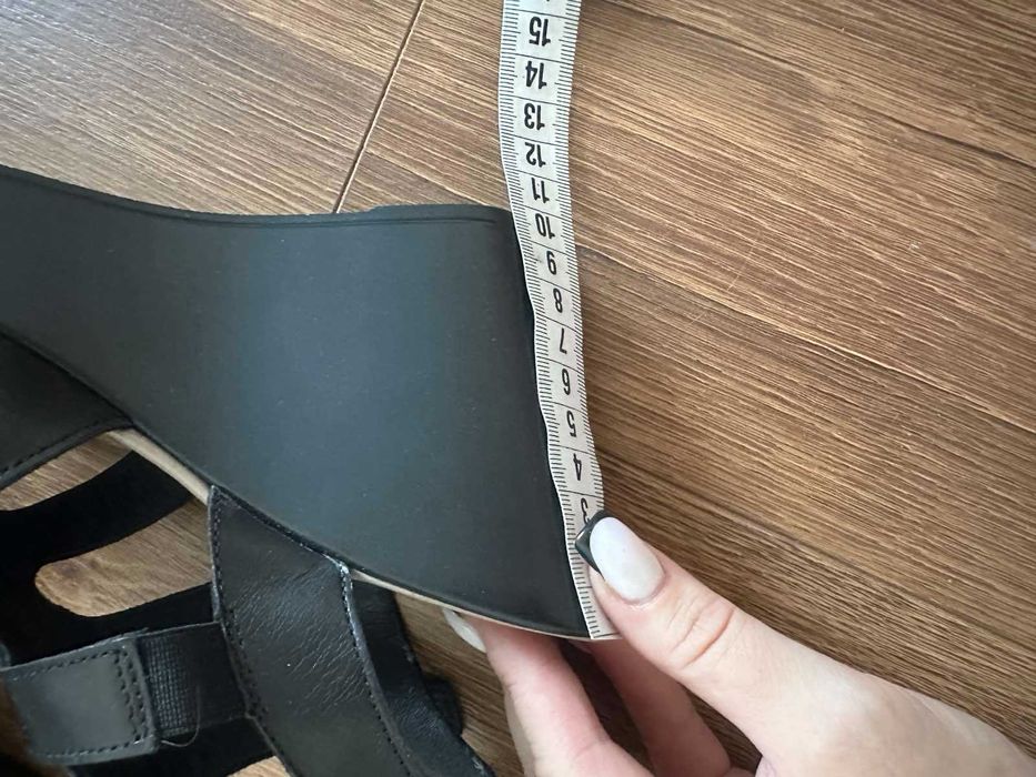 Дамски сандали от естествена кожа