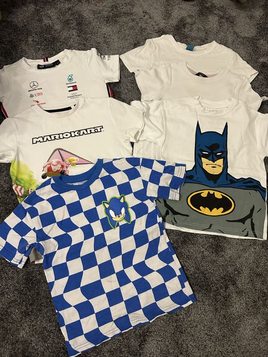 Vand lot de hainute baiat!