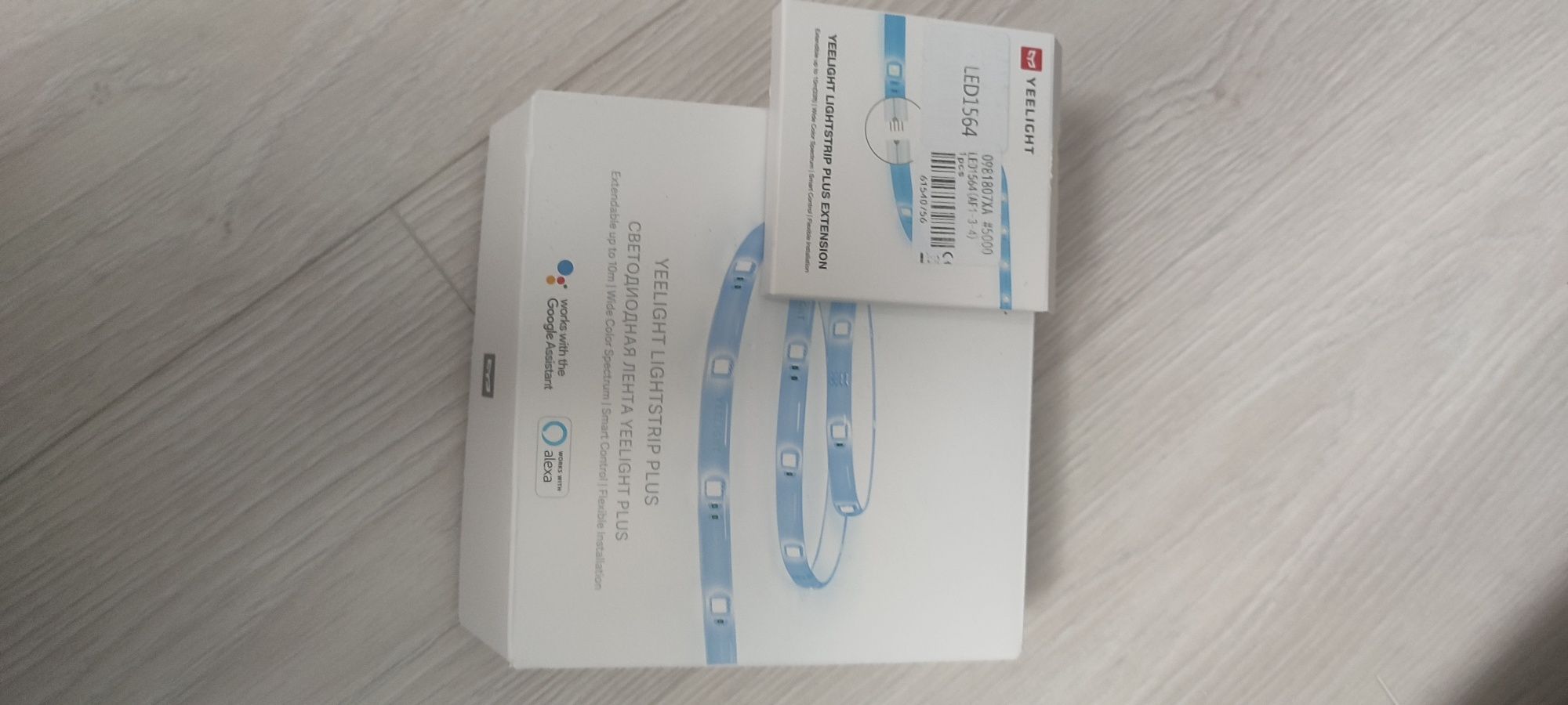 Xiaomi Yeelight Lightstrip Plus 2 m + extensie 1  m