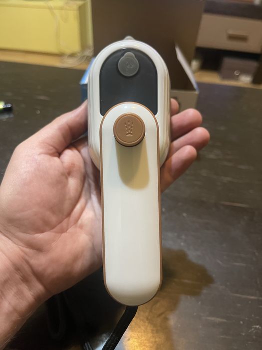 Fier de calcat pentru camping si calatorii, 38W, 220V, Alb