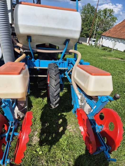 Semanatoare porumb Monosem NG 4 randuri