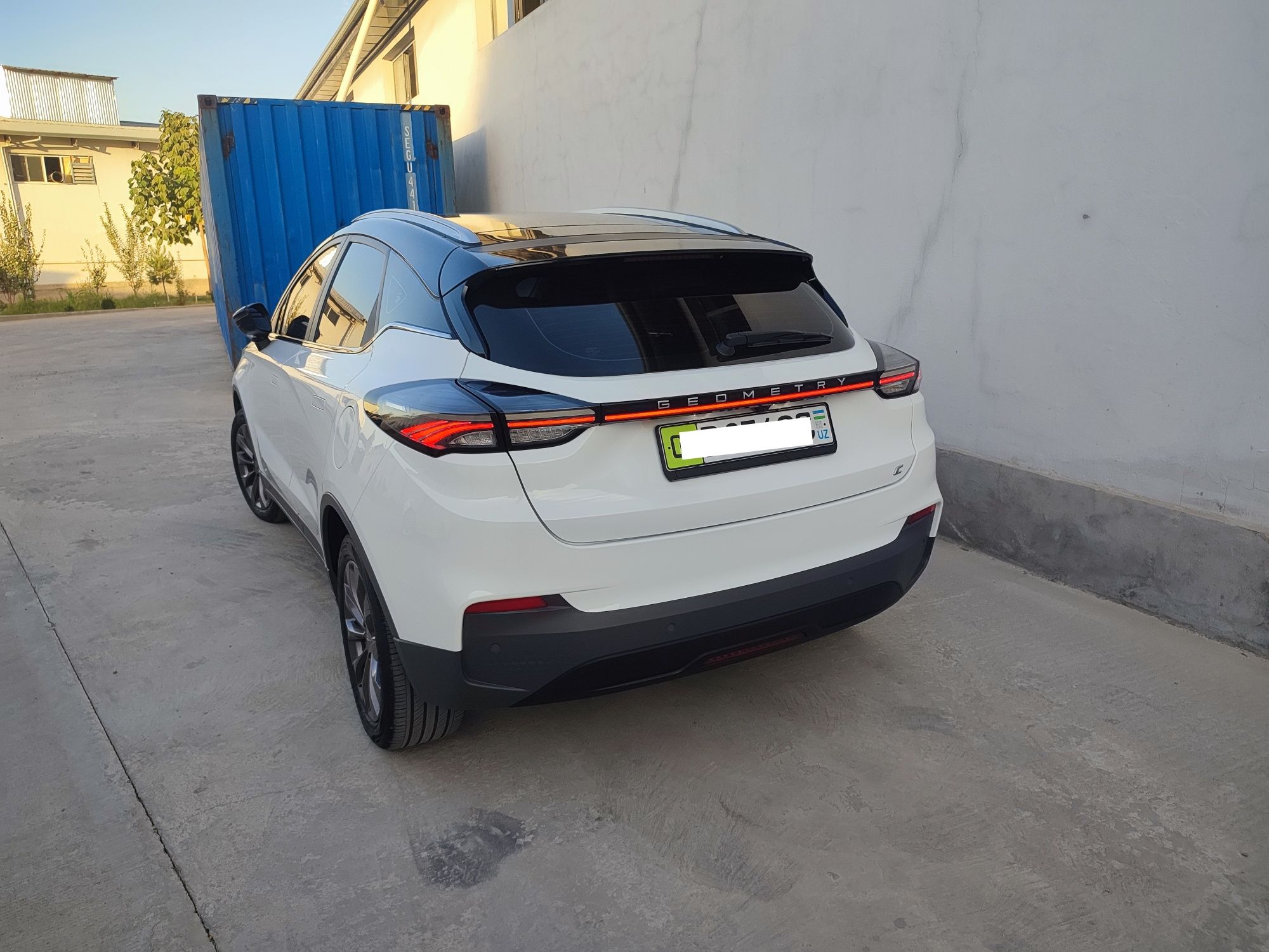 Geely geometry C (550) сотилади
