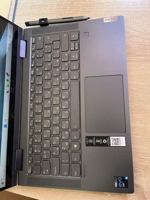 Lenovo Yoga 7 14ITL5 touchscreen