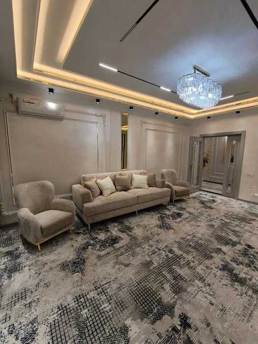 Срочно! Сдается 2-ком квартира в Сергелийском рн, ТЦ Голден Лайф 381*