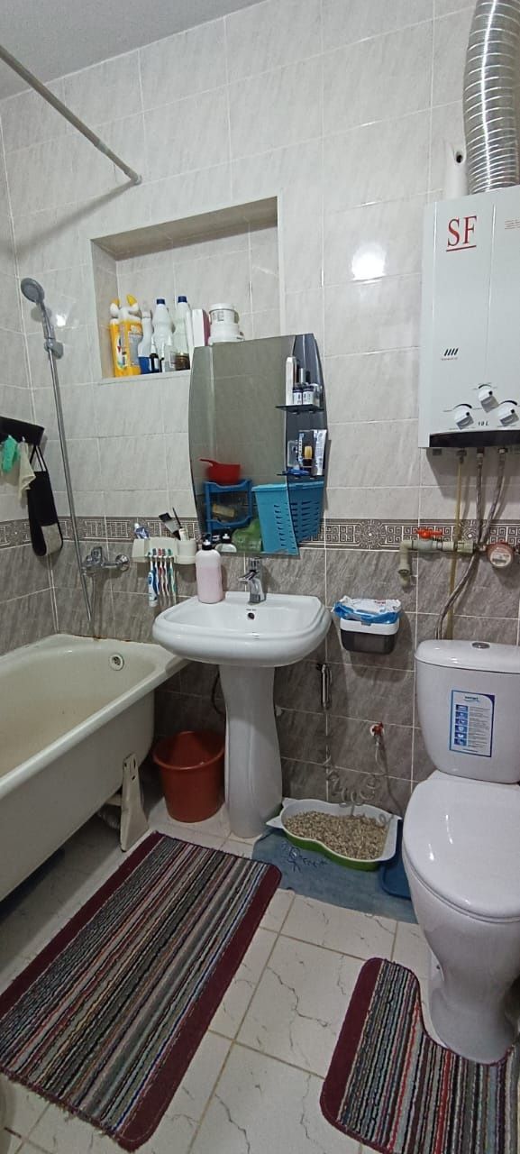 Продаётся 2-х комн. кв. в г.Шардара