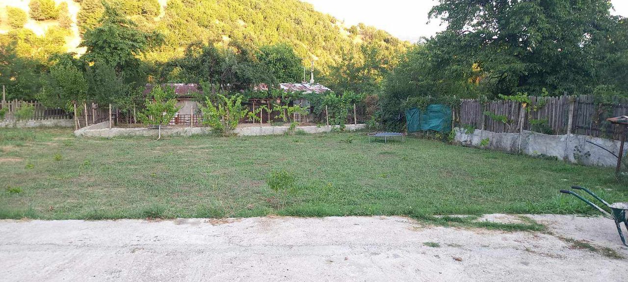 Продава се Парцел в Благоевград, Еленово 1 - 1000 кв.м за 82 €/кв.м - Снимка #2