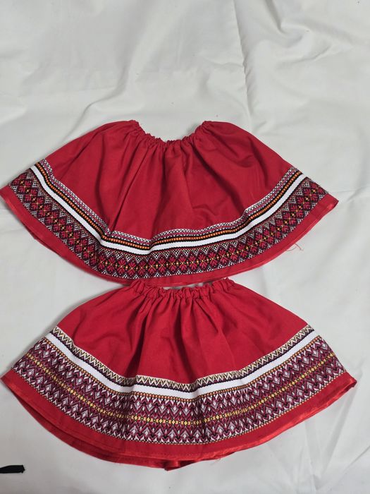 Costume traditionale de fetite