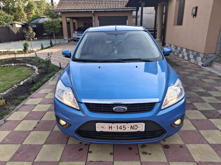 Ford Focus 1,6 Benzina-101cp-euro5- 2011-recent adus pe roti