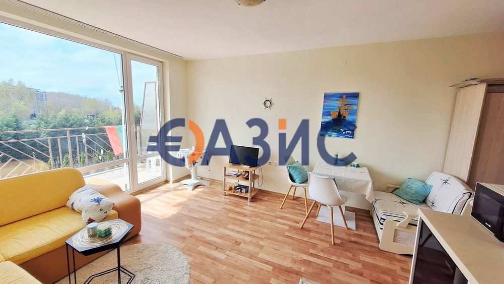 Продава се Едностаен апартамент в к.к. Слънчев бряг - 40 кв.м за 1220 €/кв.м - Снимка #3