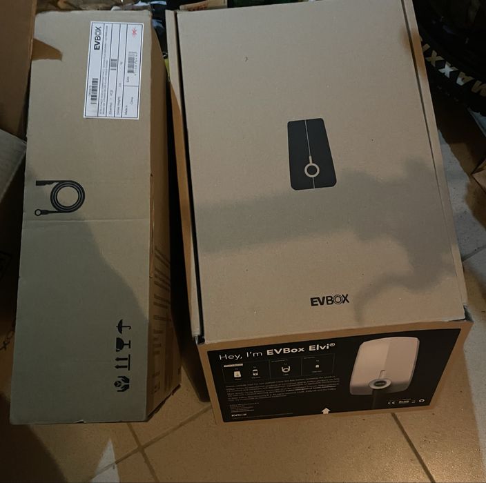 Statie incarcare EV: EvBox Elvi 22/11KWh