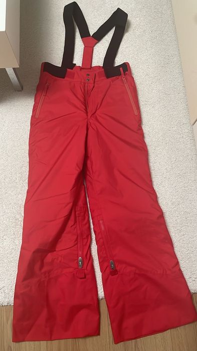 Vând Geaca și pantaloni de ski 10-12 ani