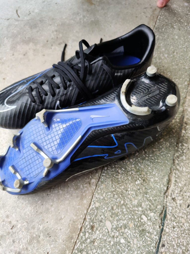 Ghete de footbal Nike Mercurial Vapor 15 Marimea 40